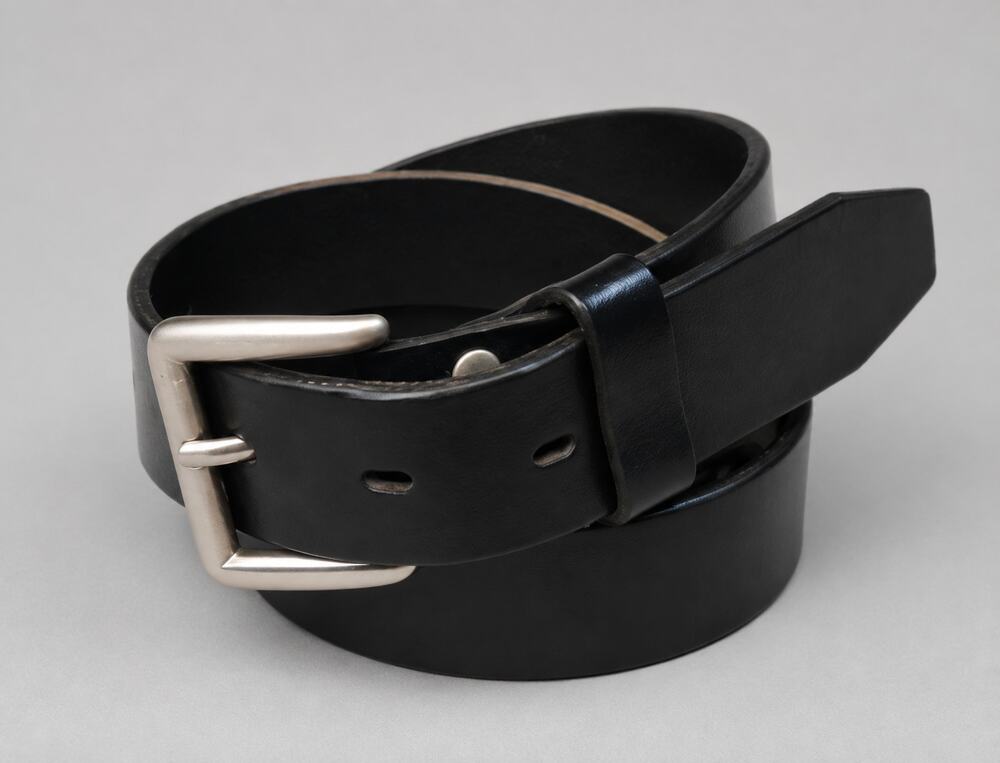 Black Genuine Leather Belt Size 40 Silver Tone Buckle Classic Men’s